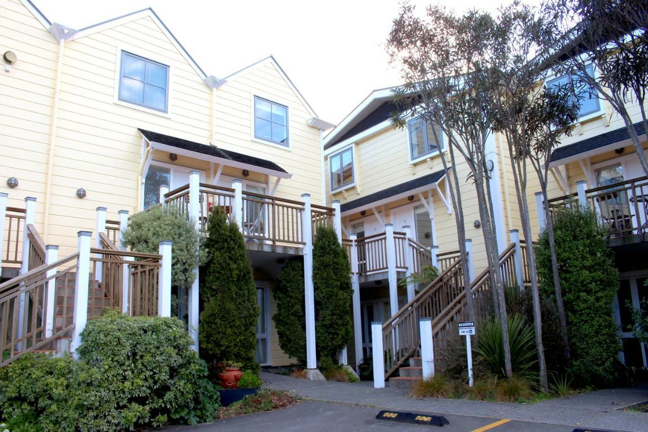 Bruce Waterfront Apartments Akaroa Dış mekan fotoğraf